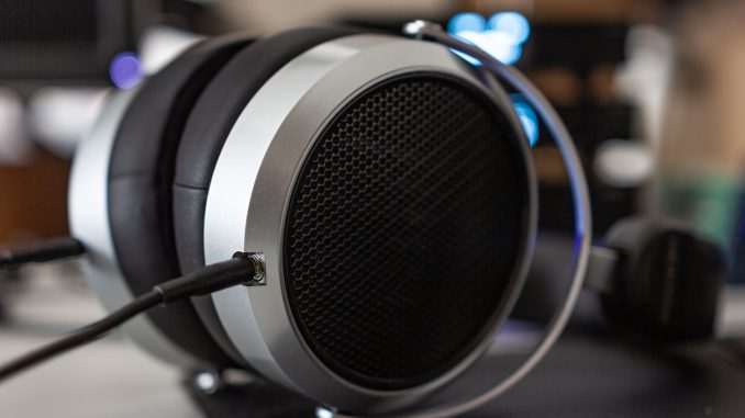 HiFiMAN HE400se