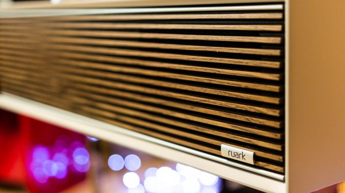 Ruark R810