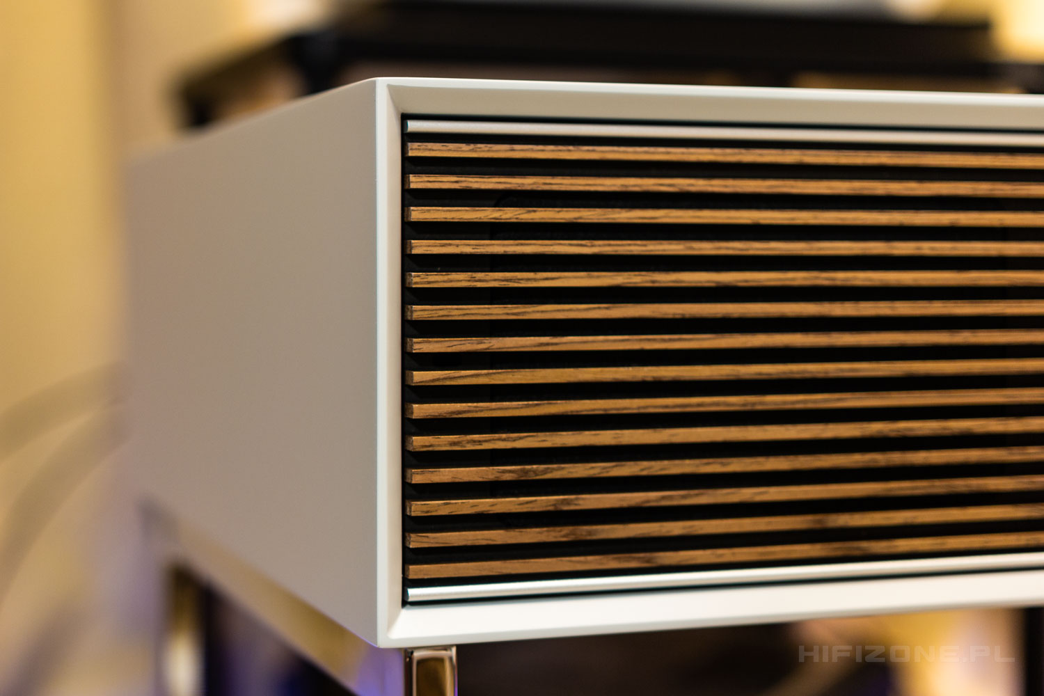 Ruark R810